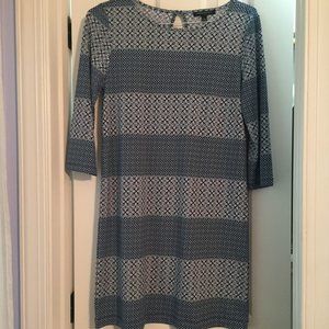 Banana Republic Casual Three Quarter Sleeve Dress